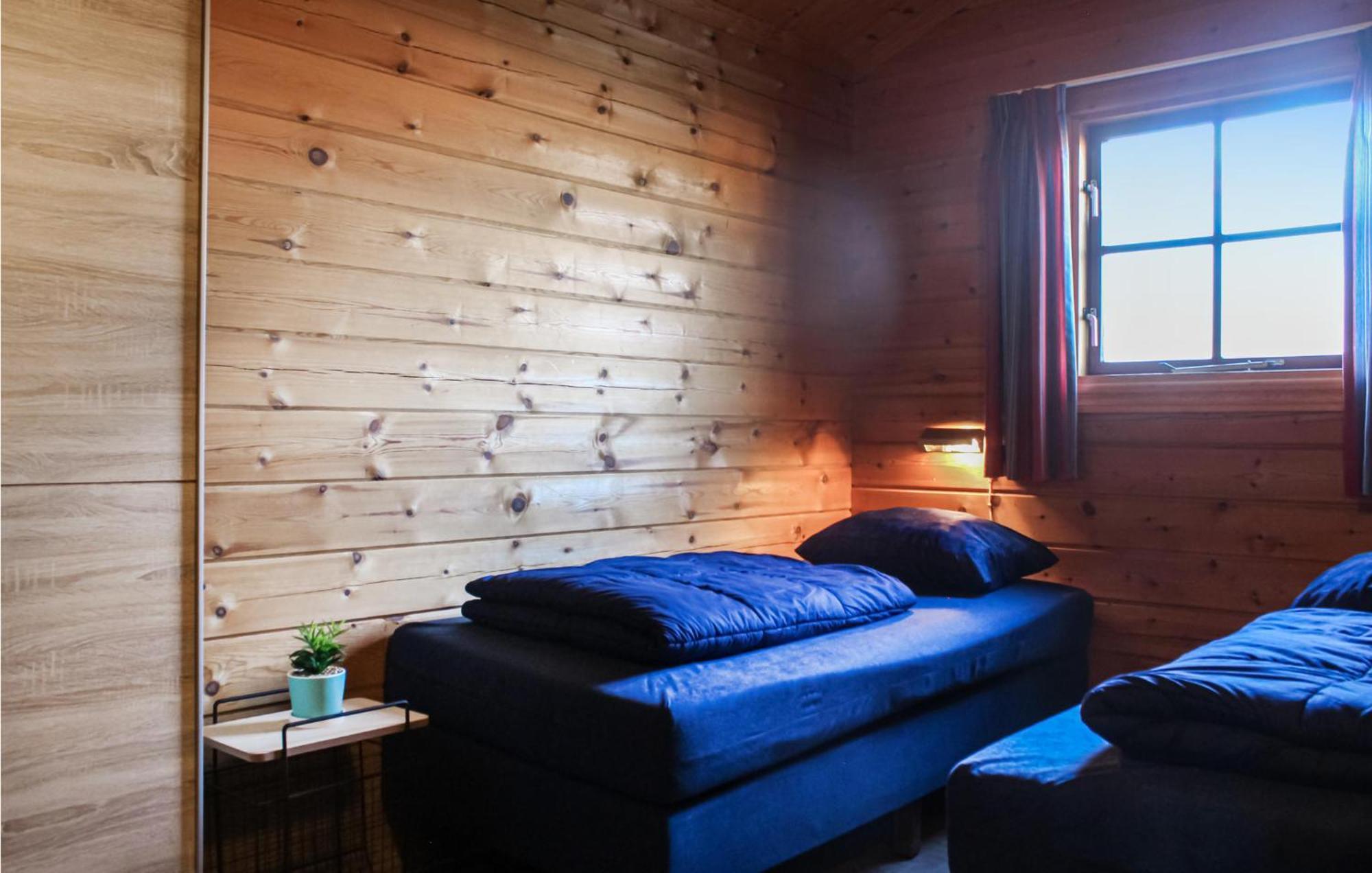 Awesome Home In Gramsbergen With Kitchen エクステリア 写真
